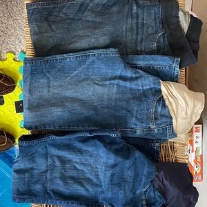 Lot of Old Navy maternity jeans